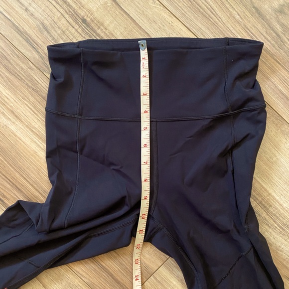 Under Armor color block leggings - Picture 5 of 9